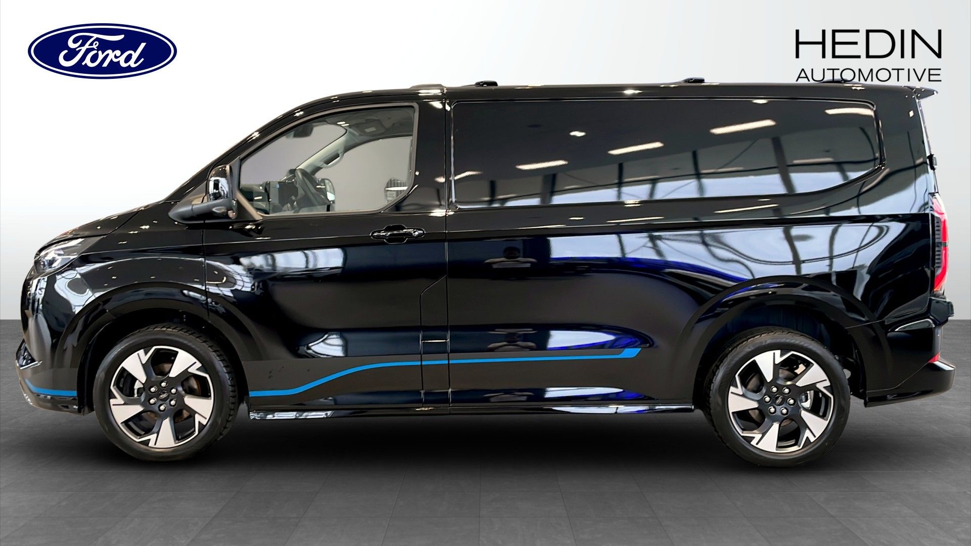 Ford E-Custom SPORTS VAN 2026, bild 6/18