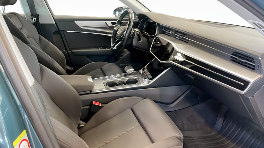 Bild 3 av Audi A6 Avant 55 TFSI quattro Drag Taklucka Rattvärme HUD Backkamera