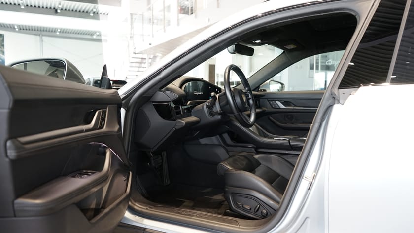 Bild 5 av Porsche Taycan 4 Cross Turismo 