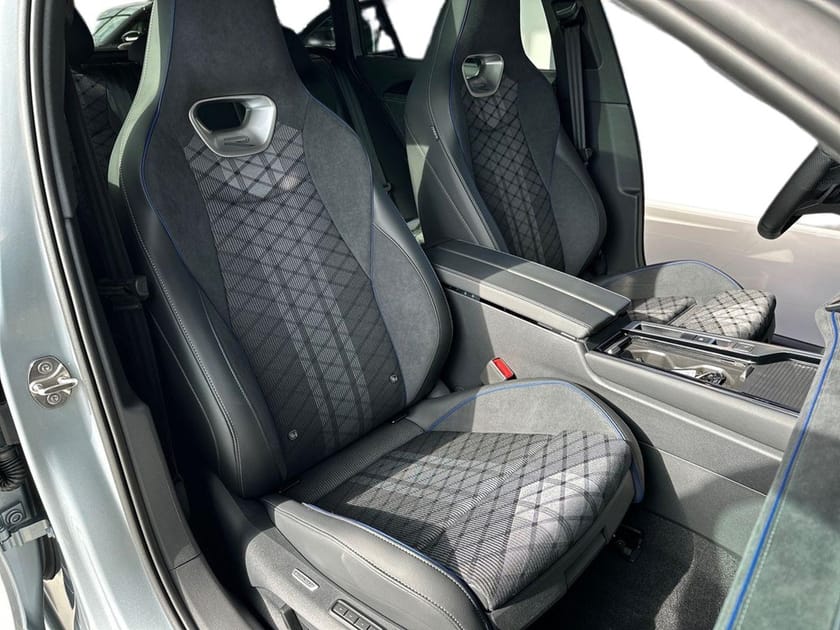 Bild 5 av Volkswagen Passat Variant eHybrid 272 DSG6 R-LINE