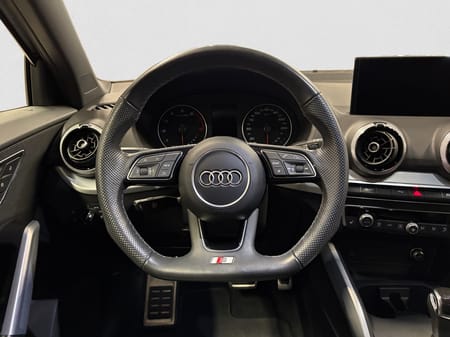 Audi Q2 35 TFSI S LINE 150 HK S TRONIC