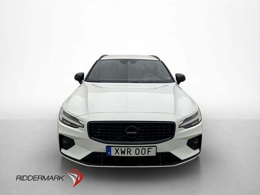 Bild 2 av Volvo V60 T5 R-Design VOC Värmare BLIS Kamera Navi Elstol