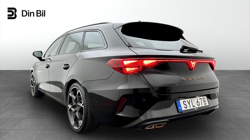 Bild 3 av CUPRA Leon Sportstourer VZ e-Hybrid 1.5 272HK / Drag