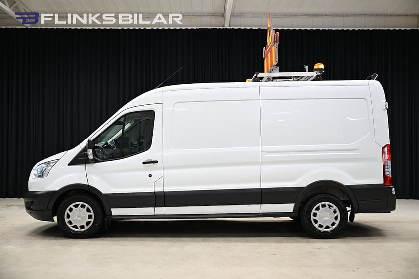 Bild 2 av Ford Transit 350 2.0 170HK Automat|Inredd|Uppvärmt-skåp|Moms|SeUtr!!