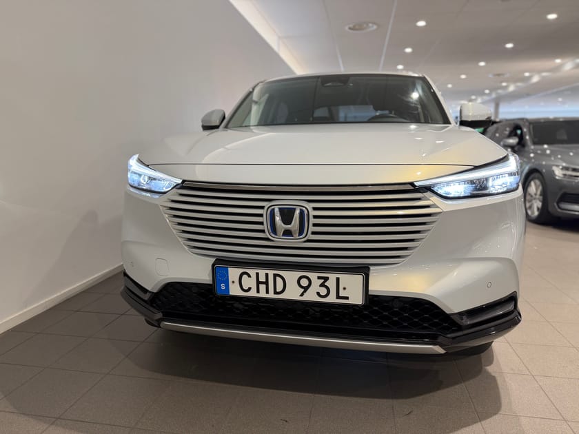 Bild 2 av Honda HR-V e:HEV 1.5 i-MMD e-CVT / Parkeringssensorer Fram & Bak / Backkamera / Navigation /