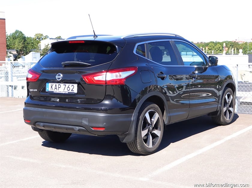 Bild 4 av Nissan Qashqai 1.2 FWD 115hk S/V-hju Pano