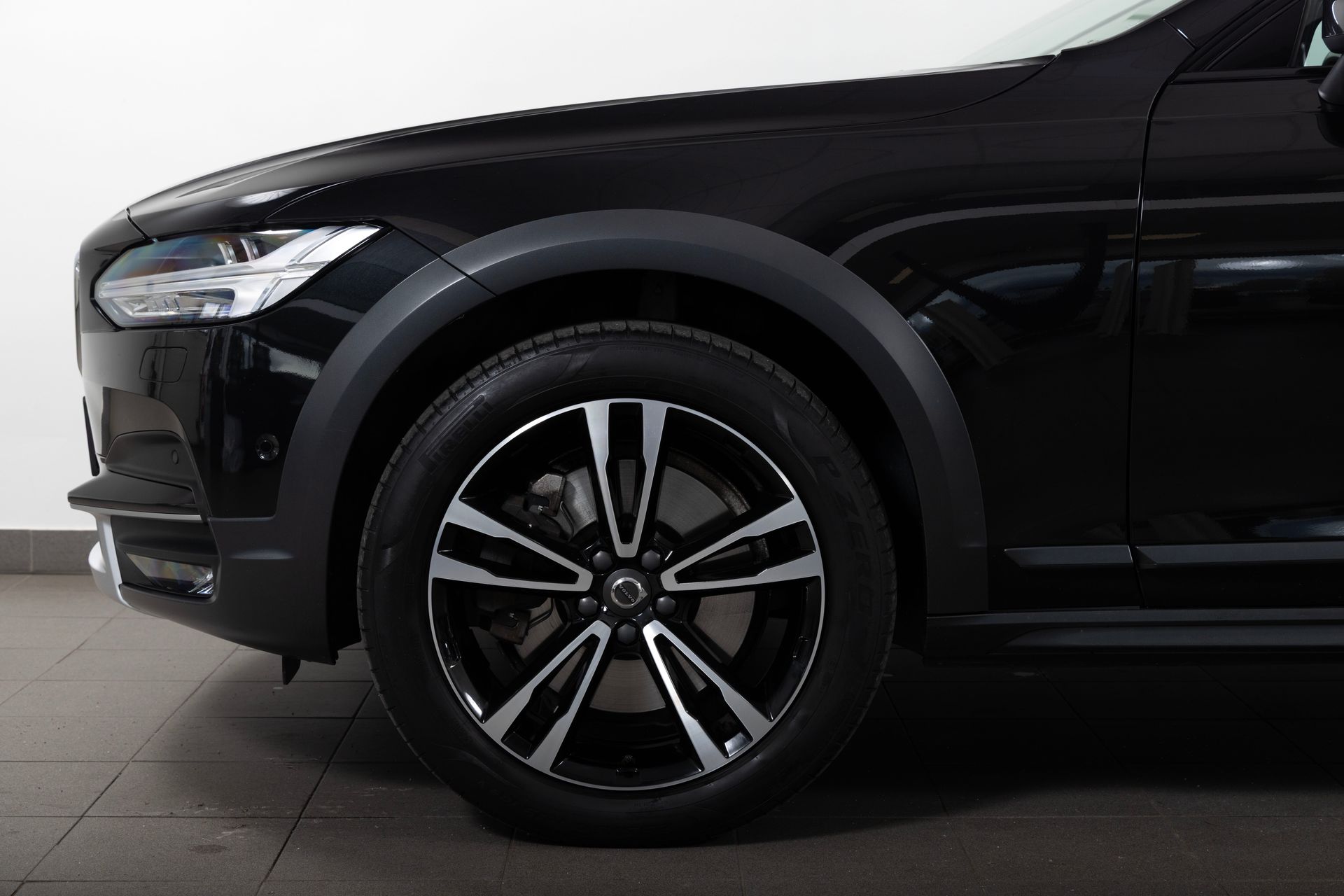 Volvo V90 Cross Country D5 AWD 2018, bild 4/10