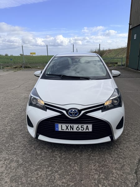 Toyota Yaris Hybrid