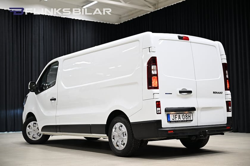 Bild 4 av Renault Trafic Skåpbil dCi 150HK L2 Inredning|Drag|Backkamera|EnÄgare|Leasbar