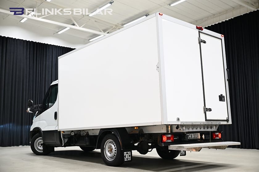 Bild 5 av Iveco Daily 35-140 Chassi Cab 136HK Automat|Kylbil|Nattkyla|Inverter|Backkamera|Moms