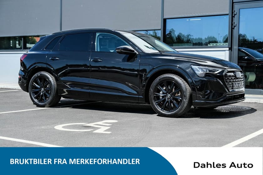Bilde 2 av Audi Q8 50 e-tron quattro advanced