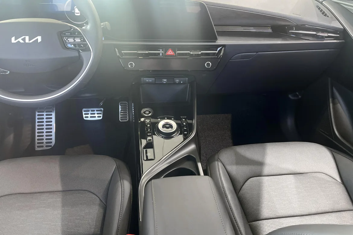 picture of a car