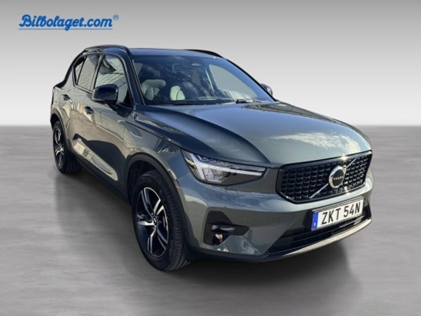 Bild 3 av Volvo XC40 B4 FWD Bensin Plus Dark