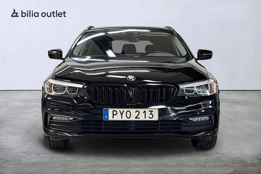 Bild 3 av BMW 520d Touring Sport line 190hk Navi Drag Backkamera Rattvärm