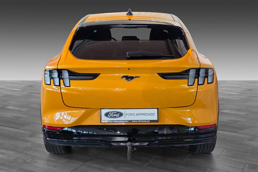Bilde 4 av Ford Mustang Mach-E Long Range RWD | Krok | 360Kamera | Navi |Tonede ruter