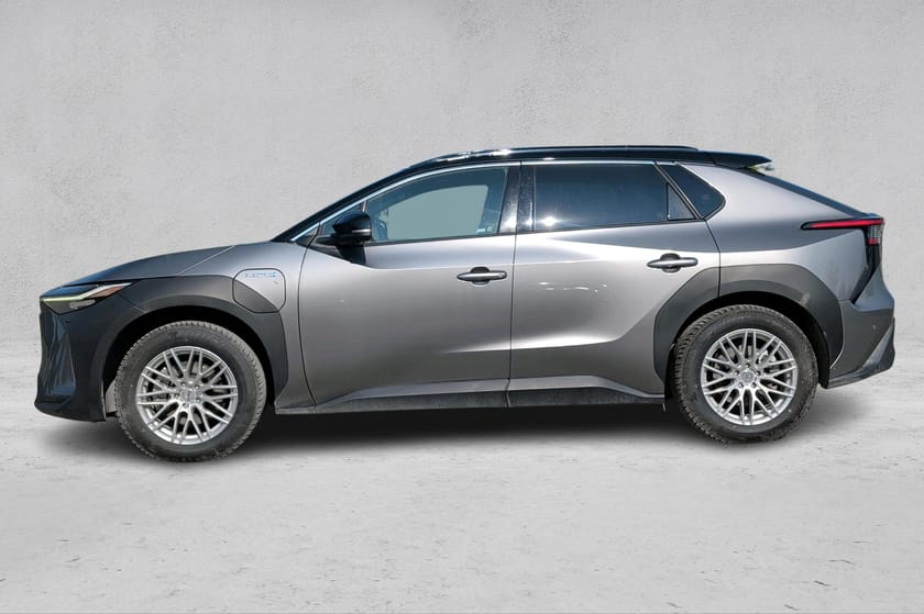 Bilde 2 av Toyota bZ4X AWD Executive - Skinn - Adaptiv cruise - 360 kamera