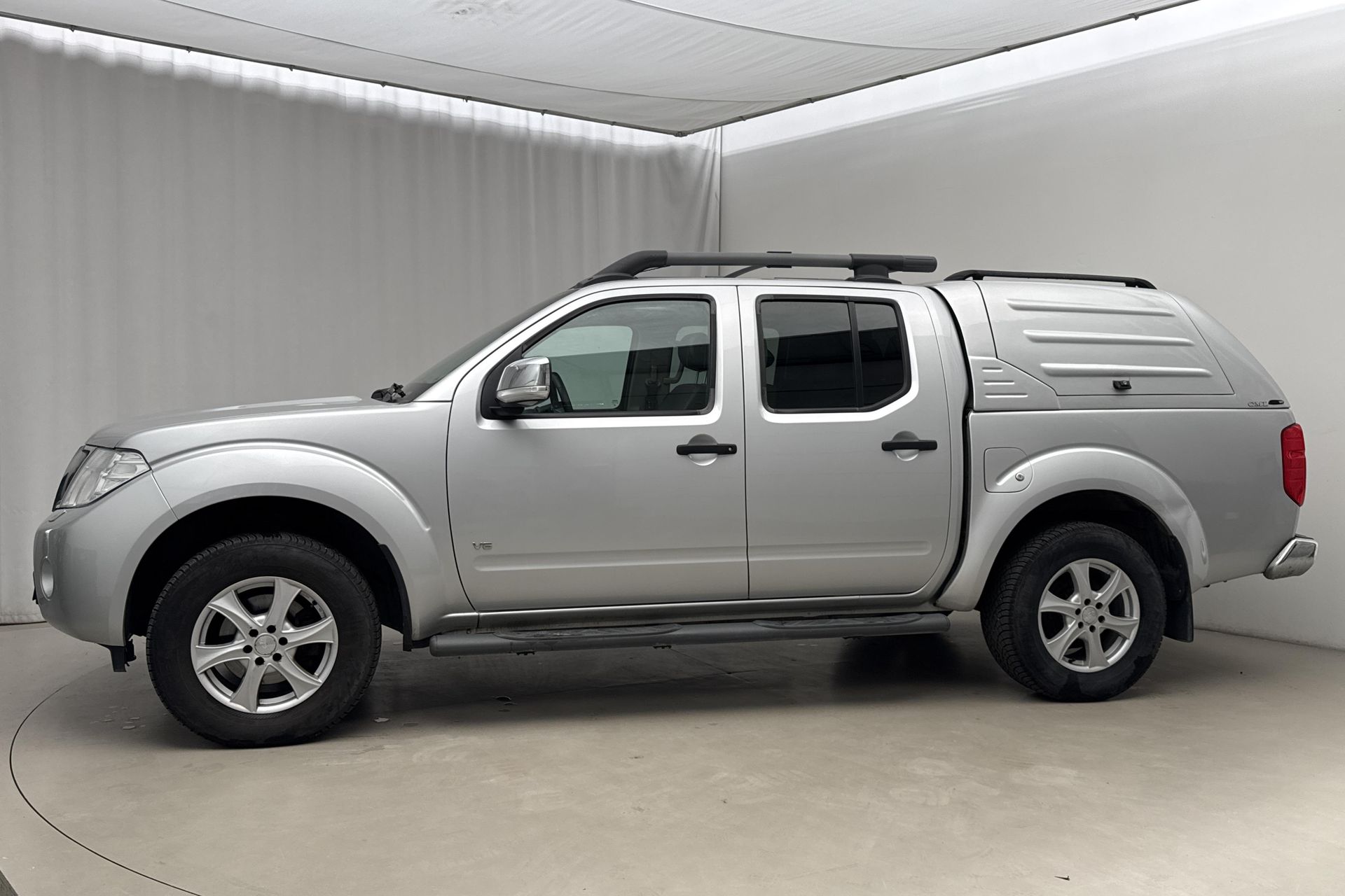 Nissan Navara Dubbelhytt 3.0 dCi V6 4x4 2016, bild 2/10