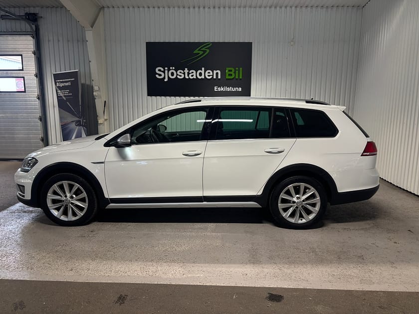 Bild 2 av Volkswagen Golf Alltrack 2.0 TDI AWD Värm ACC Drag App Connect 1 Ägare