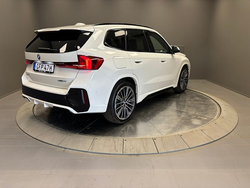 Bild 5 av BMW iX1 xDrive30
