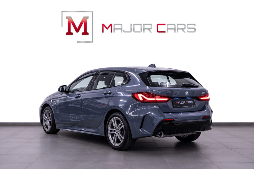 Bild 4 av BMW 118i M Sport / Ambient / PDC / LED / Shadowline 140hk