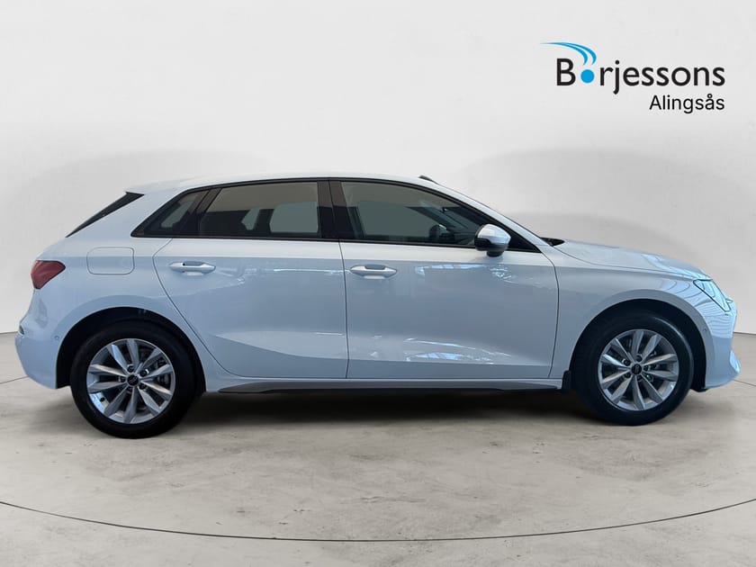Bild 2 av Audi A3 Sportback 35 TFSI  S-tronic 150hk PRIVATLEASING *OMGÅENDE LEVERANS*