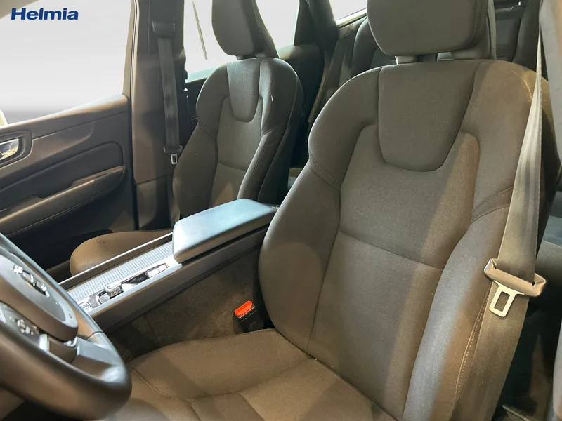 Bild 7 av 14 – Volvo XC60 B4 Diesel Mom Adv Edt II Momentum Advanced