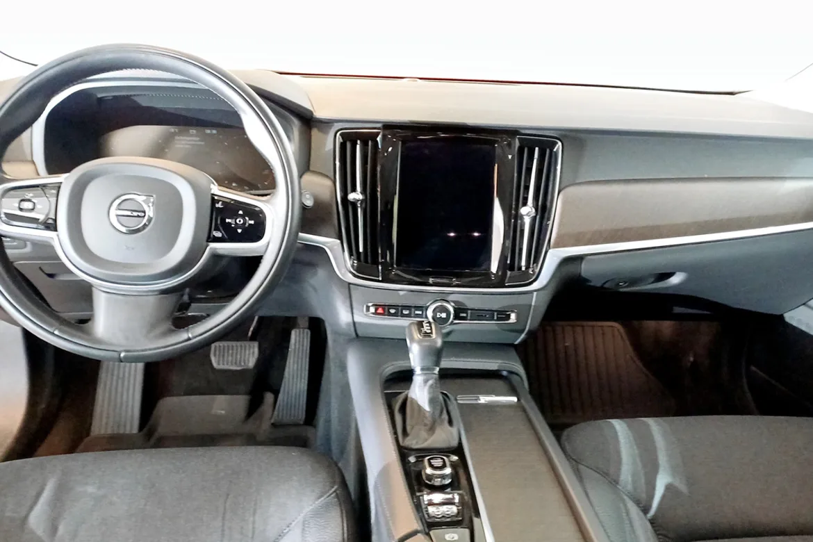 Volvo V90 Cross Country
