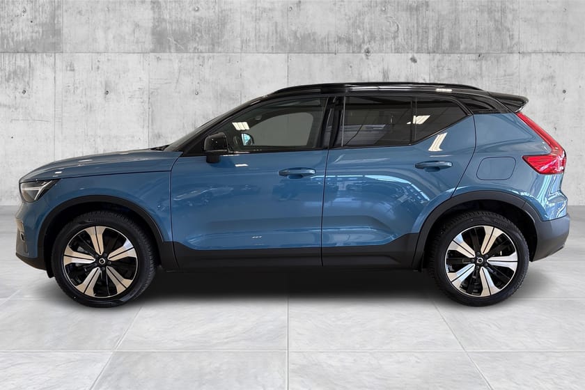 Bilde 2 av Volvo XC40 Recharge Twin Plus Varmepumpe/Kamera/Varmer/El.sete/Navi/ACC++