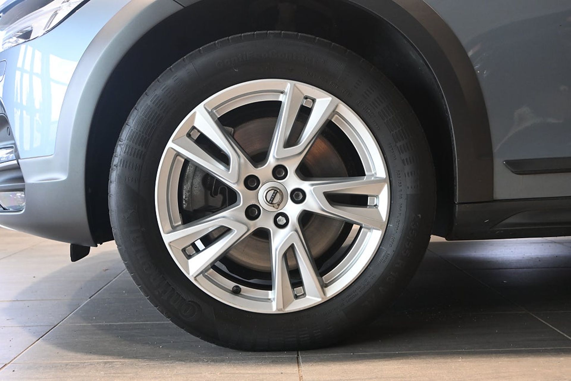 Volvo V90 Cross Country 2019, kuva 6/10