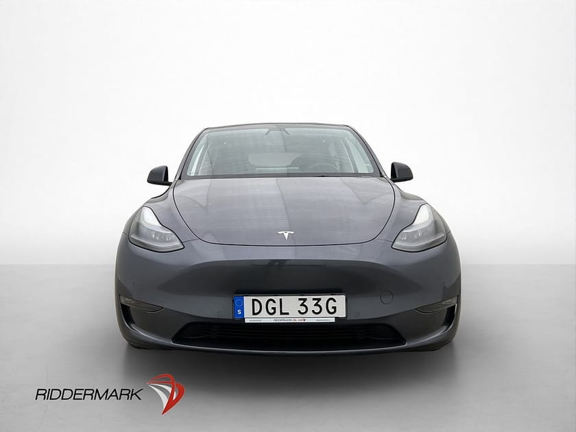Bild 2 av Tesla Model Y Long Range AWD Autopilot Panorama Dragkrok