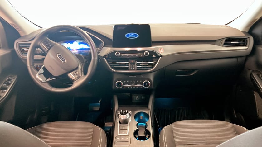 Bild 4 av Ford Kuga Plug-In Hybrid Titanium Laddhybrid Privatleasing Fr. 3995kr/mån