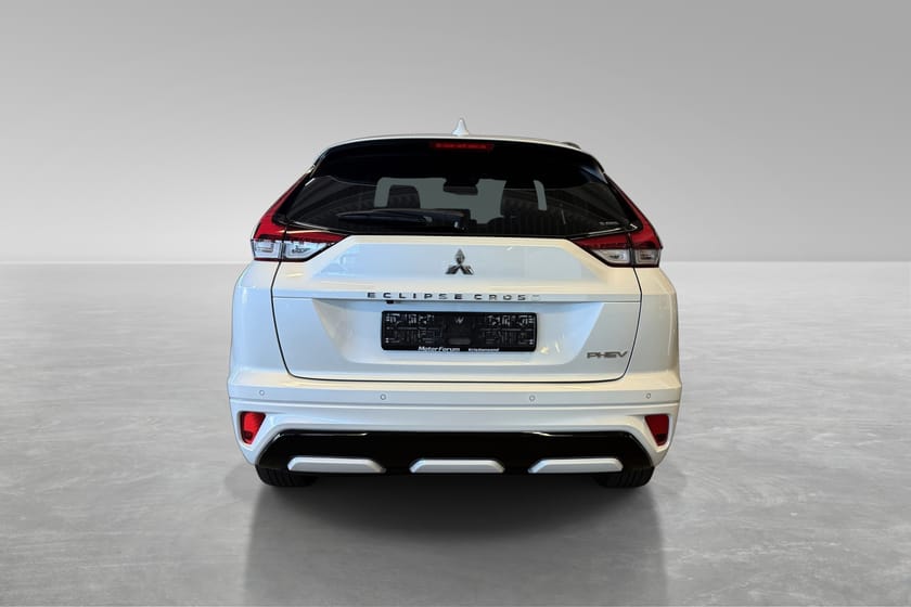 Bilde 3 av Mitsubishi Eclipse Cross PHEV Instyle+ 2.4 AWD/ Acc/ 360/ HUD/ Pano/ Skinn/ +++