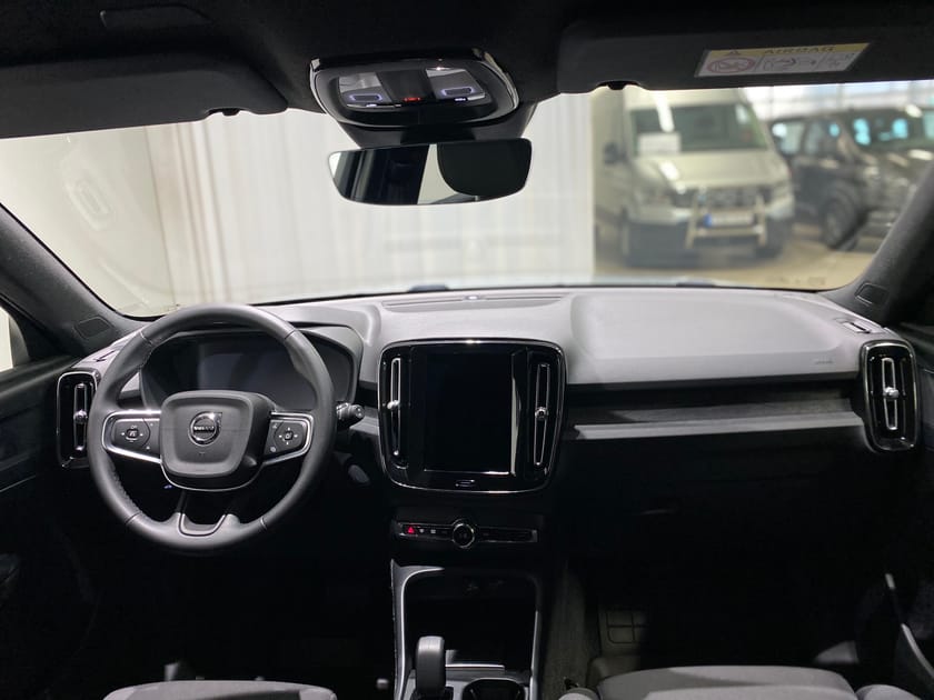 Bild 2 av Volvo EX40 Single Motor Extended Range R Core SE
