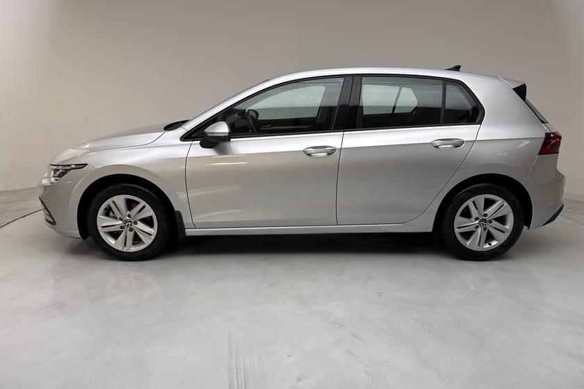 Bild 2 av Volkswagen Golf VIII 1.0 TSI 5dr (110hk) GPS Värmare