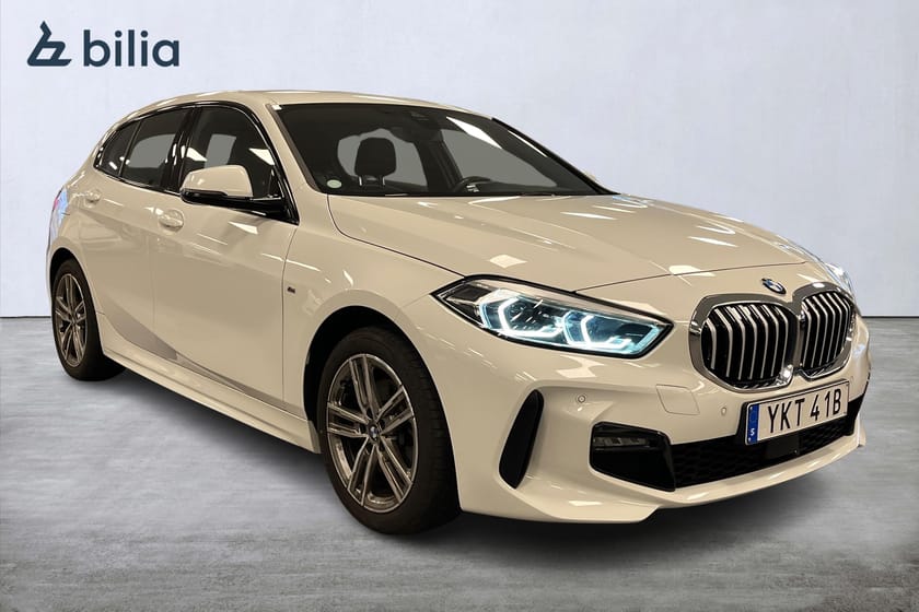 Bild 3 av BMW 118i M Sport / LED / Sportstolar / Sensorer