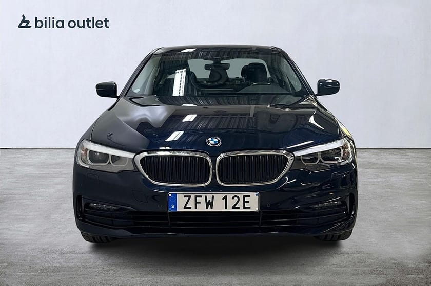Bild 3 av BMW 530e iPerformance Sedan Steptronic Sportline 252hk Navi Connected 360°K