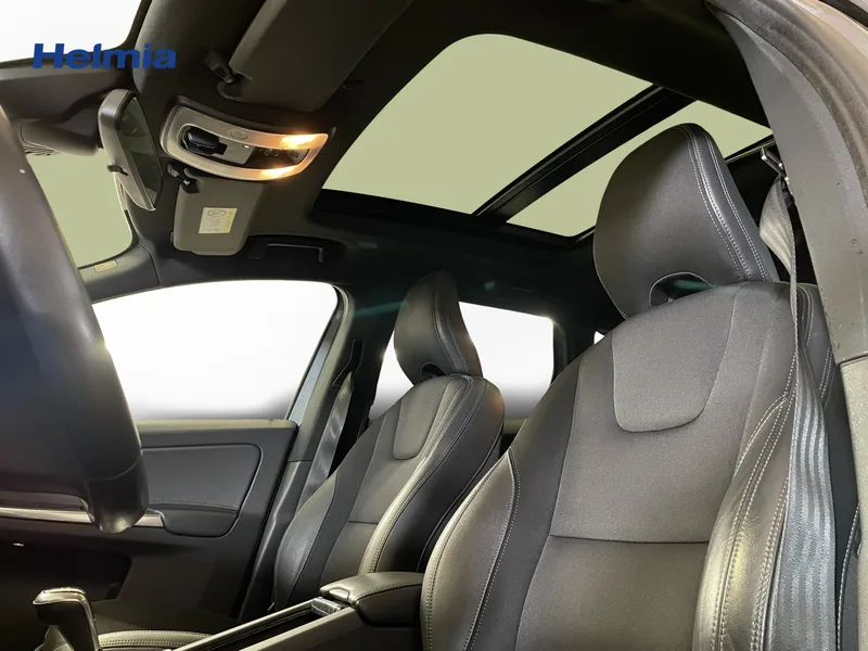 Bild 13 av 18 – Volvo XC60 D4 Momentum Business E PRO