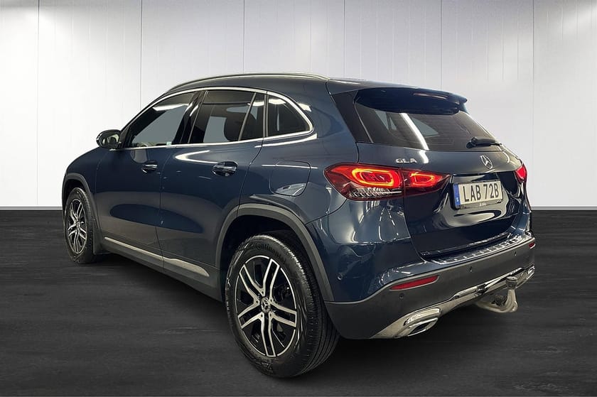 Bild 3 av Mercedes-Benz GLA 200 4MATIC 7G-DCT Progressive Line Dragkrok