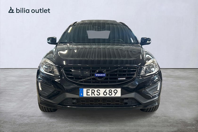 Bild 3 av Volvo XC60 T6 R-Design 306hk Panorama Navi Drag H/K B-kamera BLIS