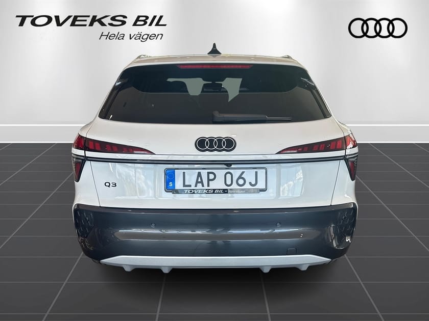 Bild 3 av Audi Q3 e-hybrid SUV 272HK Dragkrok/tonade