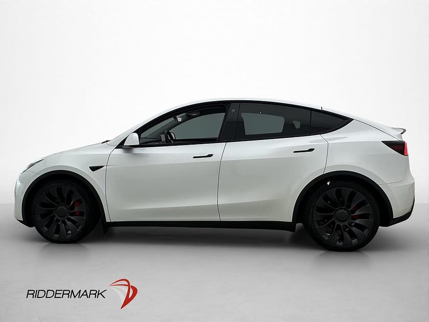 Bild 2 av Tesla Model Y Performance Autopilot Navi Rattvärm Svensksåld