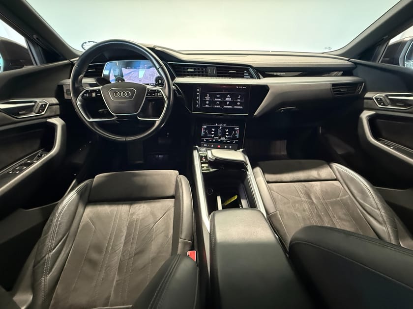 Bilde 5 av Audi e-tron 50 quattro ADVANCED SPORT ACC/Krok/360-kam/B&amp;O/Sort Optikk/Navi