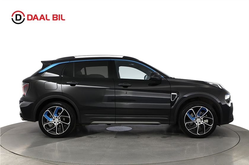 Bild 5 av Lynk & Co 01 PHEV DCT 261HK MORE 3D-VIEW PANO INFINITY® COCKPIT NFC