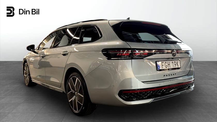 Bild 3 av Volkswagen Passat Variant eHybrid 1.5 TSI e-Hybrid 272HK R-Line / Pano & 360-kamera