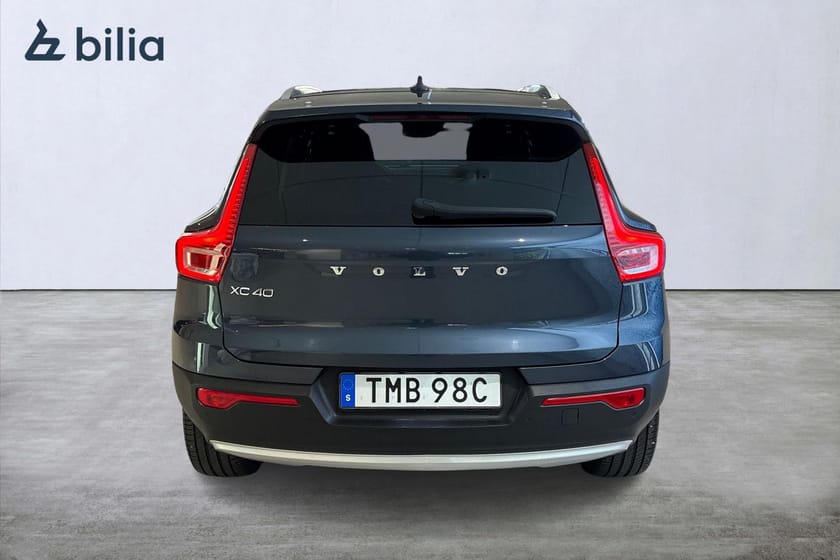Bild 5 av Volvo XC40 B4 FWD Bensin Momentum Advanced SE