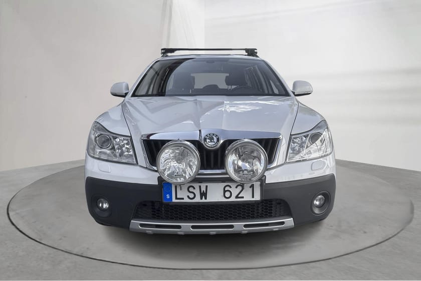 Bild 5 av Škoda Octavia Scout II 2.0 TDI 4X4 (140hk)