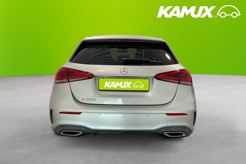Bild 5 av Mercedes-Benz A 200 AMG  Widescreen Backkamera Burmester Drag