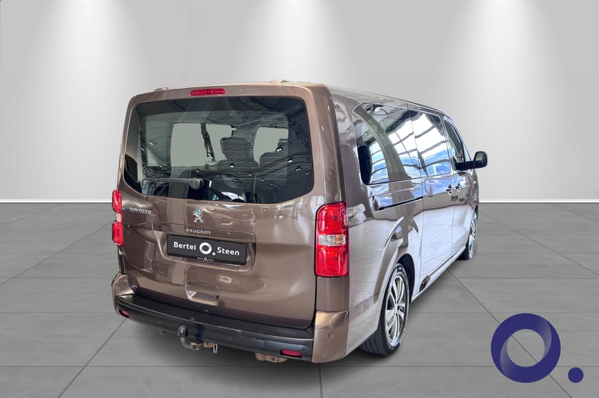 Bilde 5 av Peugeot e-Traveller 75 Allure / 7-SETER / SKINN / RYGGEKAMERA / GLASSTAK /