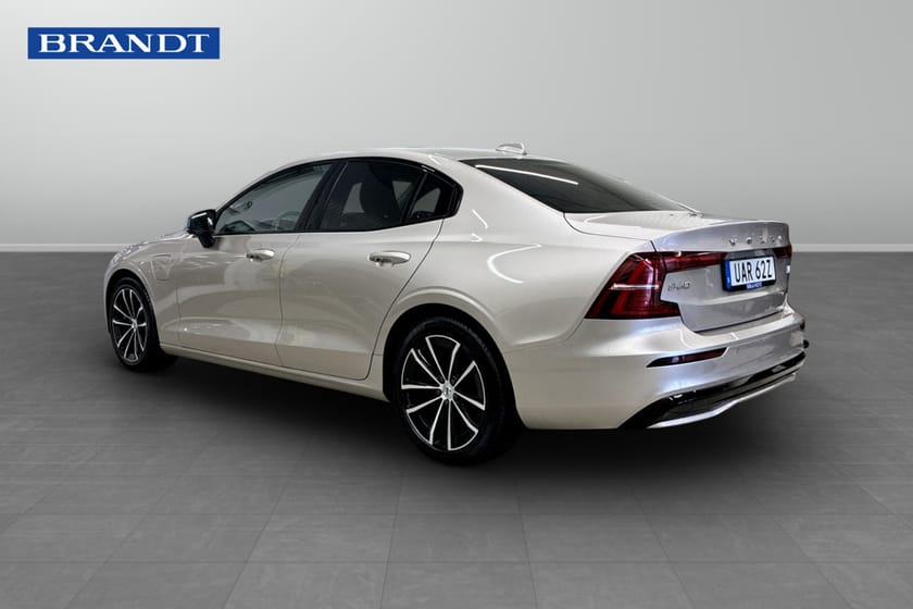 Bild 2 av Volvo S60 Recharge T6 II Plus Dark