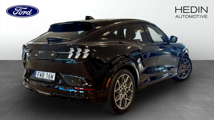 Bild 2 av Ford Mustang Mach-E GT Long Range AWD 487HK DEMO | Panorama | B&O, 3,95% ränta